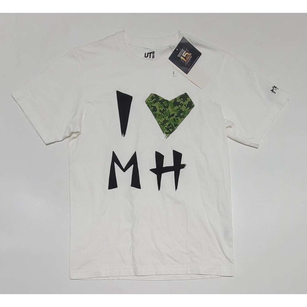 I Love Monster Hunter Uniqlo‎ T-Shirt Capcom Nintendo Size Small NWT